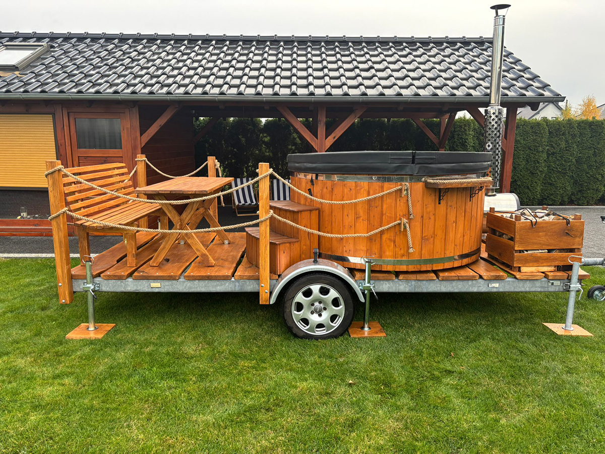 Mobilne Jacuzzi na przyczepie Wynajem Balia & Sauna SPA - GrzejSię! w kuniowie.