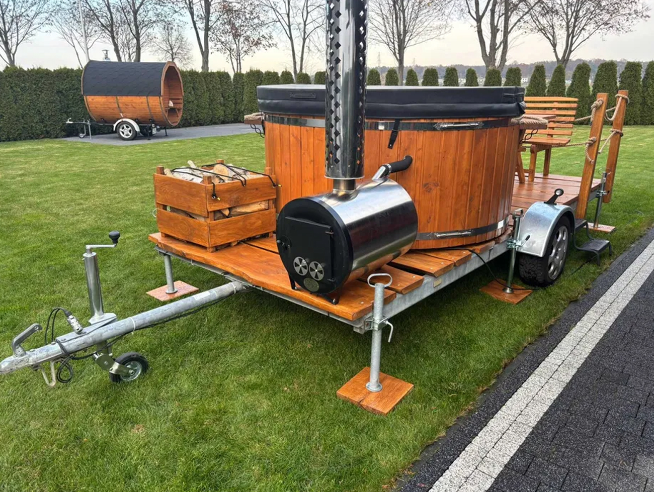 Mobilne Jacuzzi na przyczepie Wynajem Balia & Sauna SPA - GrzejSię! w kuniowie.